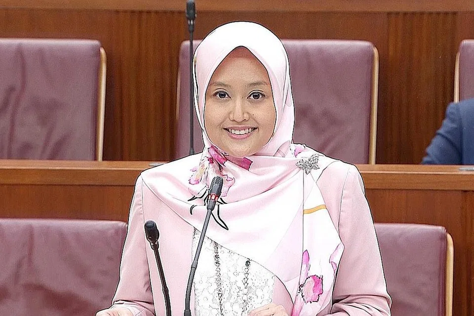 Setiausaha Parlimen Kesihatan, Cik Rahayu Mahzam
