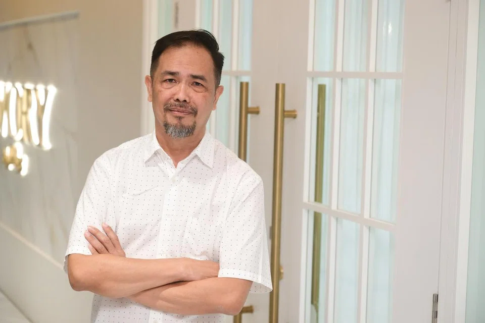 Encik Mohamad Taufik Mohamad Taha, 55 tahun, antara 70 benefisiari semasa acara ‘Sharing Ramadan Together’ anjuran Kongres Kesatuan Sekerja Kebangsaan (NTUC) dan M Kuasa Tiga (M³) @ Geylang Serai pada 6 Mac.