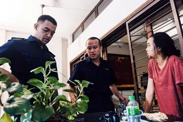 MENDAPAT TUJUH PENCALONAN: Filem pendek 'Dispatch' memaparkan kisah peribadi pegawai polis yang turut mendapat panggilan mencari penceroboh. - Foto-foto ANUGERAH FILEM BELIA KEBANGSAAN