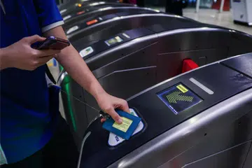 MRT, LTA, Laluan Timur Laut (NEL), pengangkutan awam, waktu sibuk