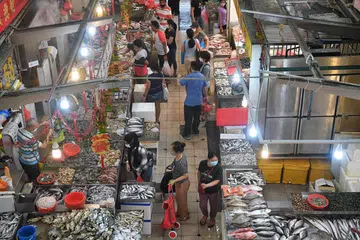 UJIAN PEMANTAUAN COVID-19 SAHKAN KES TEMPATAN: Kementerian Kesihatan (MOH) telah mengesahkan satu kes jangkitan tempatan Covid-19 baru melibatkan pengendali gerai di Pusat Tekka. - Foto BH oleh KUA CHEE SIONG 