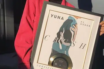 BANYAK CAPAI KEJAYAAN: Yuna sudah mendapat banyak kejayaan setempat dan antarabangsa. Pertandingan 'The Most Inspiring Asia Women 2019' anjuran 'E! People's Choice Award' itu akan diadakan di California pada 11 November nanti. - Foto INSTAGRAM YUNA