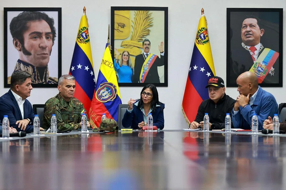 Cik Delcy Rodriguez, Encik Diosdado Cabello