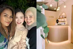 PILIH HAJI LANE: Aura Beauty & Wellness, yang dimiliki bersama (gambar kiri, dari kiri) Cik Tasneem Noor, Cik Cassandra Tan dan Cik Rozza Ramli, antara perniagaan yang baru masuk ke Haji Lane. - Foto AURA BEAUTY AND WELLNESS 