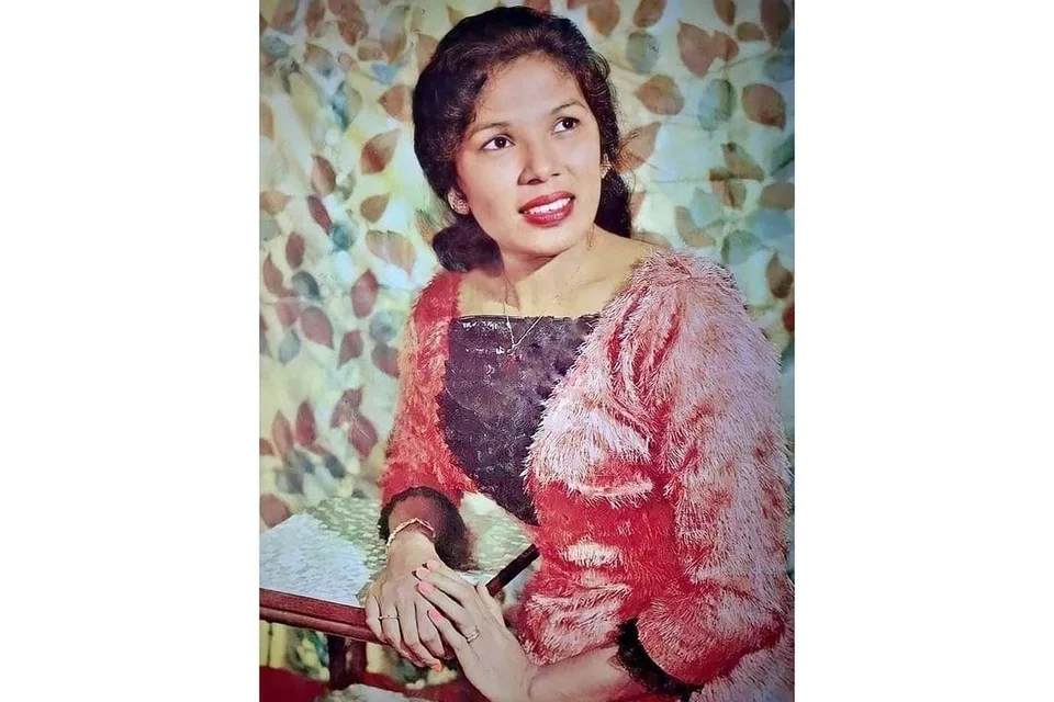 PENGALAMAN SUKAR DILUPAKAN: Zaiton tidak pernah menduga dapat melayari kehidupan selama 13 tahun sebagai bintang filem yang diingati dalam karya ikonik seperti 'Bujang Lapok', 'Ibu Mertuaku', 'Hang Tuah' dan 'Anakku Sazali'.- Foto-foto ihsan ZAITON ABDULLAH