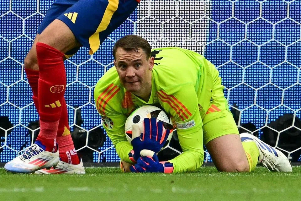 Penjaga gol Bayern Munich, Manuel Neuer, kali terakhir beraksi buat negaranya ketika tewas kepada Sepanyol dalam suku akhir Euro 2024, yang juga merupakan penampilan ke-124 beliau.