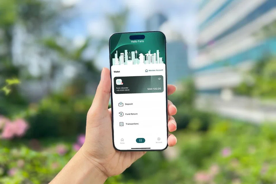 Pengunjung yang ingin membeli-belah di Bazar Raya Geylang Serai boleh menikmati lebih banyak kemudahan dan pilihan pembayaran digital apabila mereka membuat bayaran menerusi aplikasi Mplus Aleta, sebuah aplikasi pembayaran digital baru oleh syarikat e-dompet tempatan, Mplus.