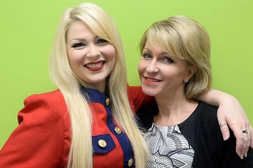 CINTA GILA BAHASA MELAYU: Pelantun lagu cover Melayu di YouTube termasuk Ombak Rindu dan Terukir Di Bintang, Cassidy Anderson, akui kemaruk dengan keindahan filem, lagu dan animasi Melayu. Kagum dengan kesungguhannya mengkaji tentang dunia hiburan Melayu ialah ibunya, Anne. - Foto TAUFIK A. KADER