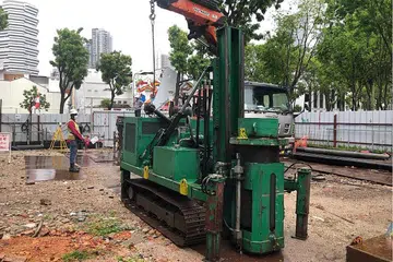 KERJA BAIK PULIH MASIH DITERUSKAN: Masjid Malabar masih meneruskan kerja-kerja naik taraf masjid itu, yang bakal dibuka sepenuhnya tahun depan. - Foto MASJID MALABAR