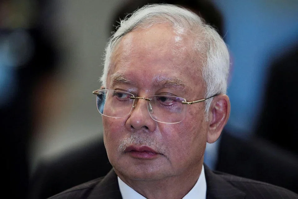 ENCIK NAJIB TUN RAZAK