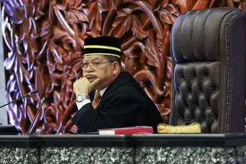 Speaker Parlimen Malaysia, Tan Sri Johari Abdul. 