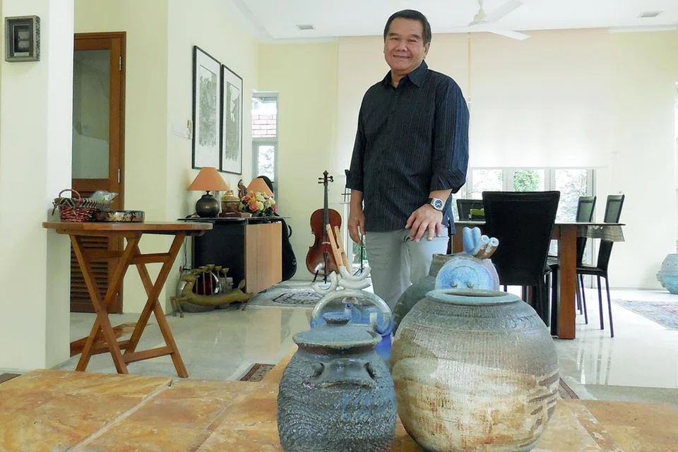 Encik Abdullah Tarmugi berkata mantan Perdana Menteri, Encik Lee Hsien Loong, yang kini Menteri Kanan, telah memperkukuh dan menambah baik usaha pendahulunya, Encik Lee Kuan Yew dan Encik Goh Chok Tong, dalam mempertingkat keadaan masyarakat. 