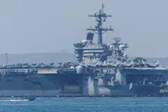 USS Abraham Lincoln (CVN-72), M/V Stena Imperative,  Selat Hormuz