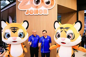Datuk Onn Hafiz Ghazi, Datuk Asman Shah Abd Rahman