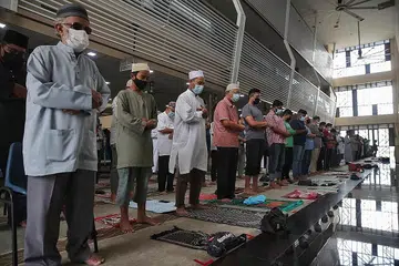 DEMI NYAWA, AGAMA, KESIHATAN DAN KESELAMATAN: Syariat Islam berasaskan prinsip dan amalan yang membawa kesejahteraan hidup bagi setiap keadaan dan suasana. Dalam situasi yang boleh menyebabkan kemudaratan, Syariat Islam memberi ruang serta jalan penyelesaian yang bertujuan memelihara nyawa, agama, kesihatan dan keselamatan individu dan awam. - Foto fail BH