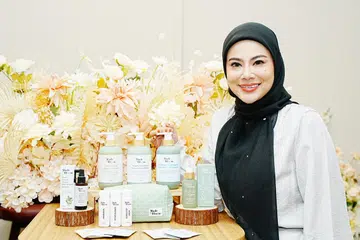 Belle Maira Alesha Wee, MadeToBloom