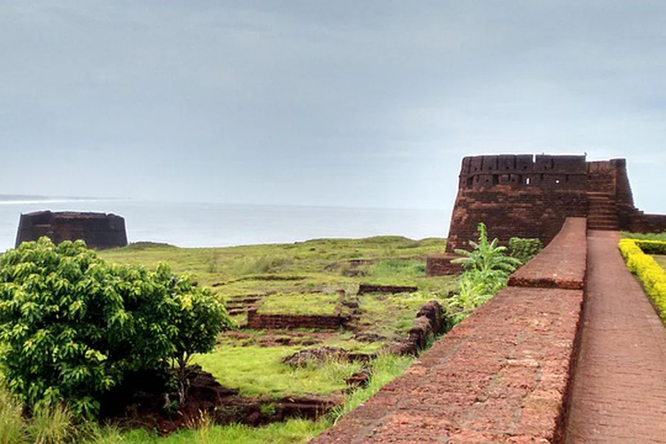 BEKAL FORT: Di sinilah, Aishwarya Rai menari mengikut irama runut bunyi filem Bombay, Tu Hi Re.