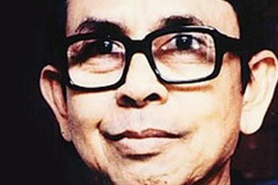 KERIS MAS: Kamaluddin Muhammad (1922-1992, anak Pahang) sudah mencipta nama sebagai penulis cerpen berbakat besar dan anggota sidang penulis akhbar 'Utusan Melayu' di Singapura. Beliau menjadi 'star' atau tetamu terhormat penubuhan Angkatan Sasterawan '50 di Singapura dan pernah menjadi Ketua Satunya.