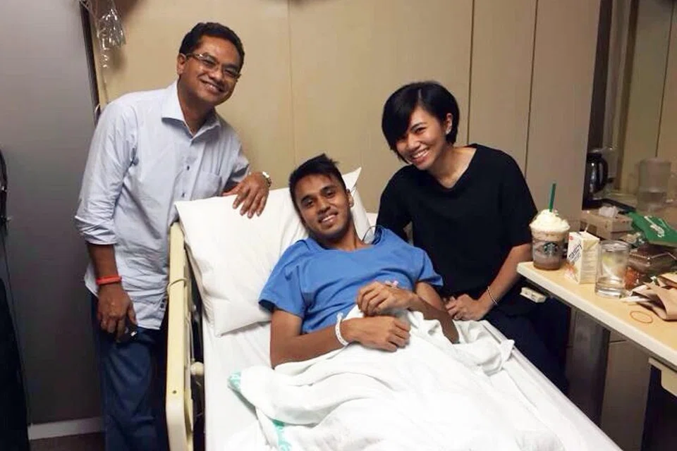 Shahda Sulaiman menerima kunjungan dari mantan Presiden Persatuan Bolasepak Singapura (FAS), Encik Zainudin Nordin, di Hospital Raffles pada November 2014 apabila beliau mengalami kecederaan patah kaki. Bersama mereka ialah isteri Shahdan, Suzielya Jamil. 