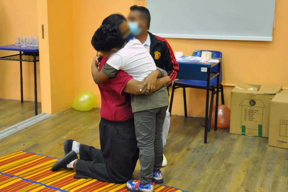 BANTUAN: Sesi Bersama Keluarga anjuran New Life Stories untuk banduan wanita di Institusi A4.