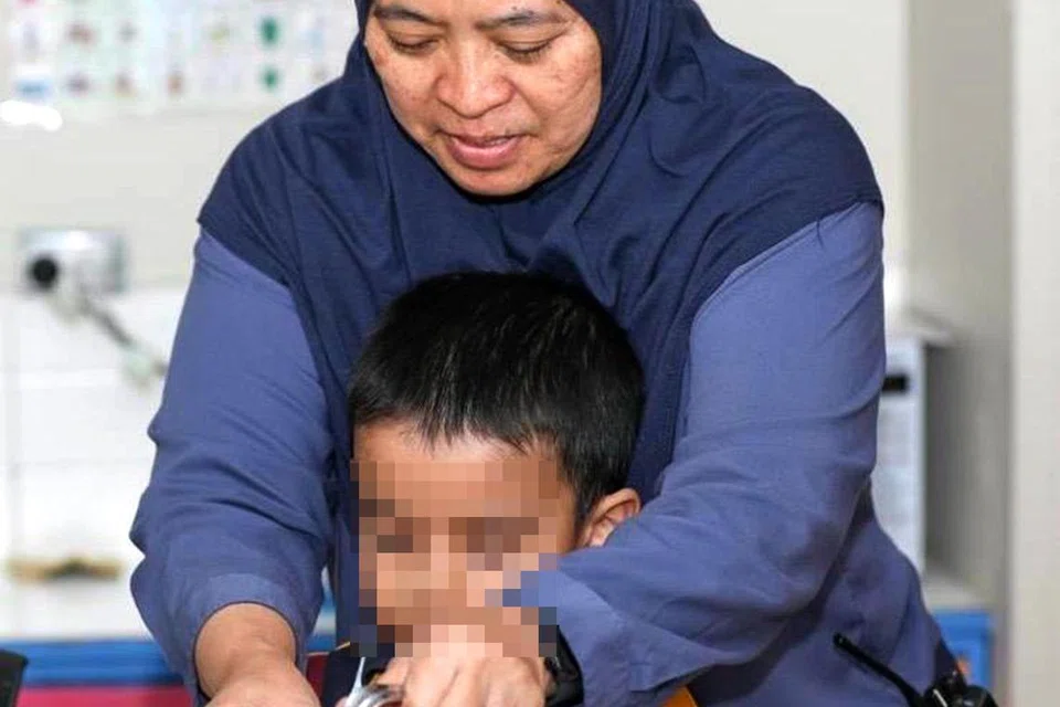 Cik Zuhaidah Sulaiman, seorang guru semasa di Singapura, kini menjadi penolong pendidik di Pusat Pendidikan Khas Wirrabirra di Perth sejak November 2022.