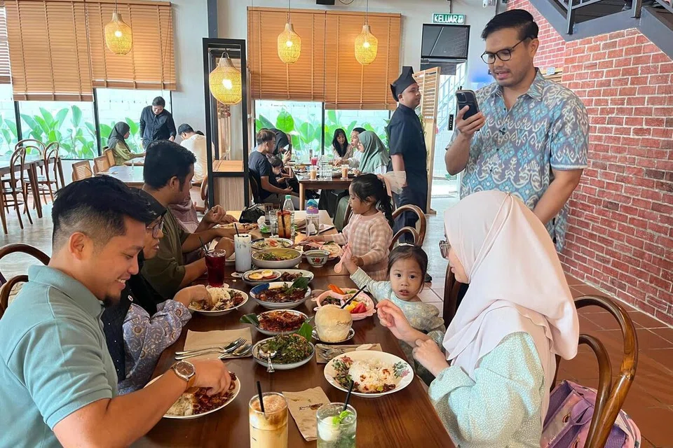 Malaysia, Khairul Aming, Rembayung