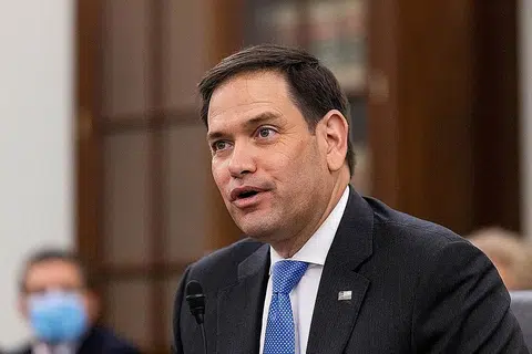 "Kami tidak akan menutup mata terhadap jenayah CCP (Parti Komunis China) yang berlanjutan terhadap kemanusiaan, dan kami tidak akan membiarkan syarikat secara bebas mendapat keuntungan daripada penyalahgunaan yang mengerikan ini." - Senator Republikan, Encik Marco Rubio