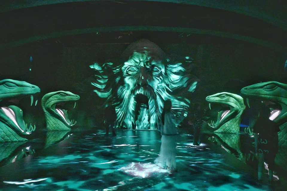 Peminat karya Harry Potter dapat menghidupkan kembali adegan ‘Chamber of Secrets’.