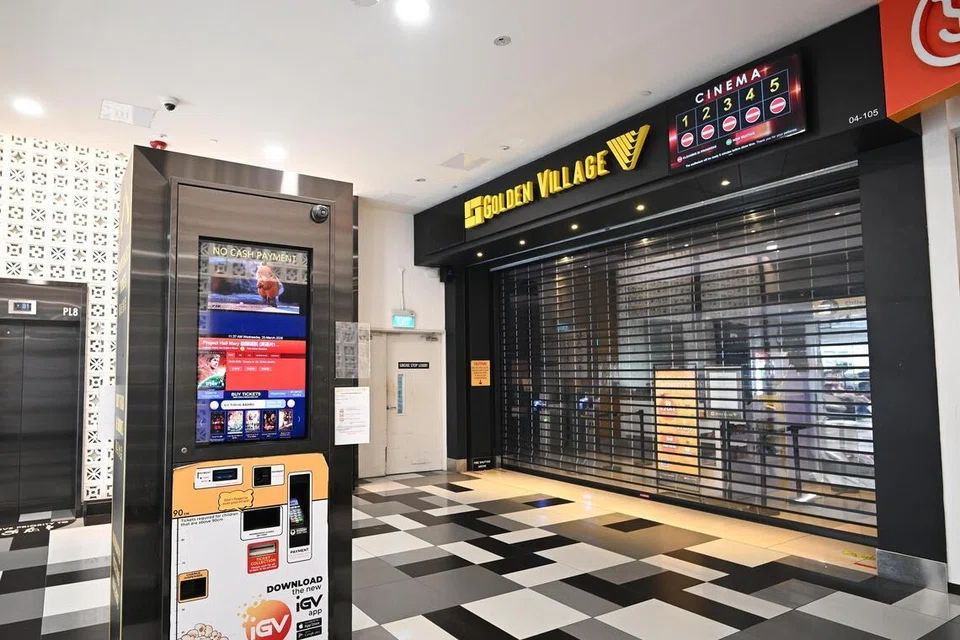 golden village, pawagam pudar, kurang orang ke pawagam