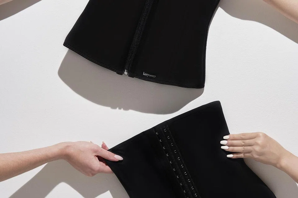 KEMBALIKAN KECANTIKAN: Bengkung keluaran Lazywaist  bagi pemulihan ibu-ibu yang baru bersalin,sesuai dengan jadual kesibukan mereka menguruskan anak dan kerja-kerja lain.