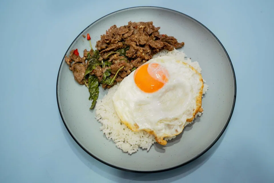 naakin, pad krapow