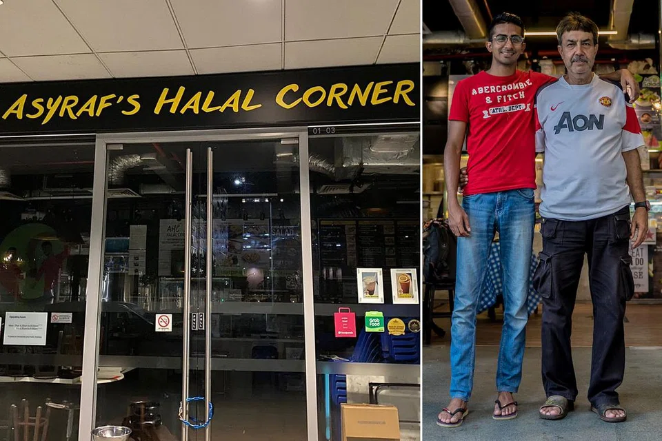 NIAGA DI TEMPAT LAIN: Sebelum menutup kedai Asyraf's Halal Corner (gambar kiri), Encik Asyraf (gambar kanan, baju-T merah) yang bergambar pada September 2019 bersama ayahnya, Encik Mohamed Rasheed, sudah pun membuka gerai kedua di Bedok North bagi meluaskan perniagaan itu tetapi beliau tidak menyangka ia menjadi 'penyambung rezeki' apabila kedai kopi di Shenton Way terpaksa ditutup. - Foto ASYRAF'S HALAL CORNER, fail