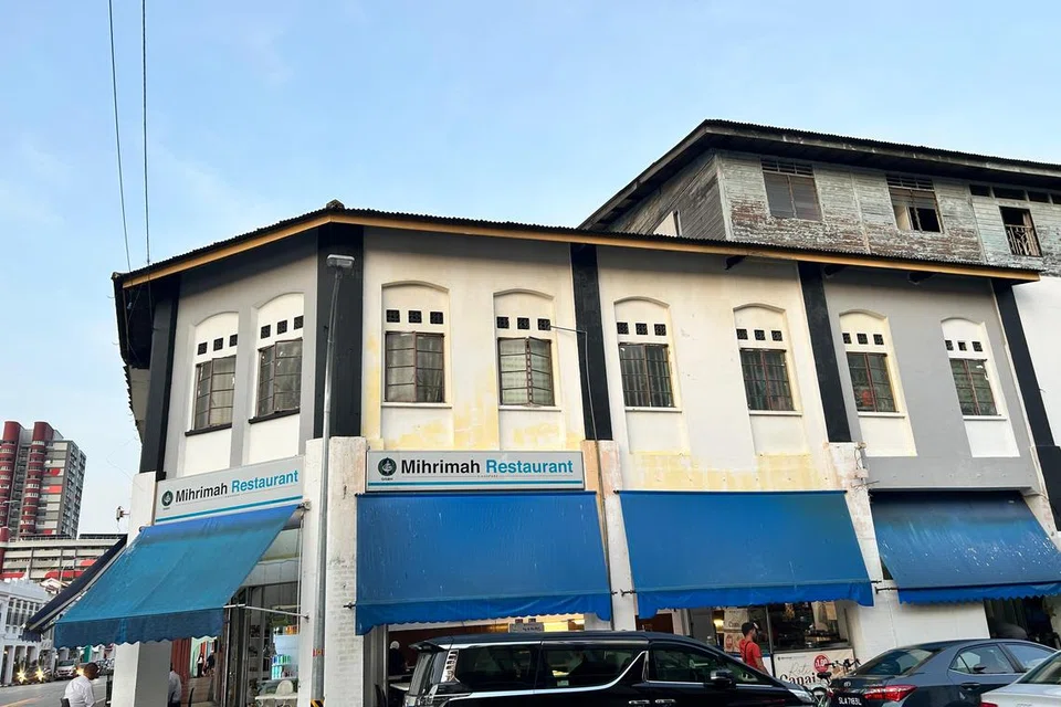 Laman rasmi GISB Holdings menyenaraikan Restoran Mihrimah di kawasan Kampong Gelam berdekatan Masjid Sultan, sebagai salah satu cawangannya di seluruh dunia.