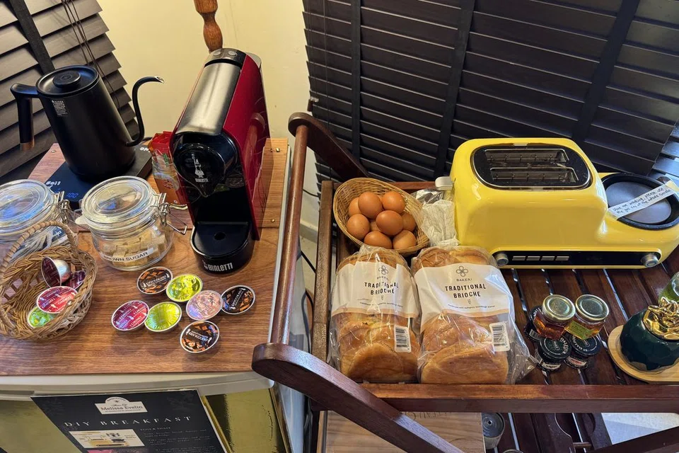 Bahan sarapan yang disediakan di House of Melissa Evelin.