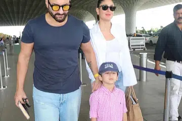 MASA BERSAMA KELUARGA PENTING: Saif Ali Khan (kiri) yang sudah sedekad berkongsi hidup dengan Kareena Kapoor menganggap isterinya bijak membahagikan masa dan mengutamakan keluarga dan sahabat terdekat. Bersama mereka ialah anak sulung mereka, Taimur. - Foto INSTAGRAM SAIF ALI KHAN