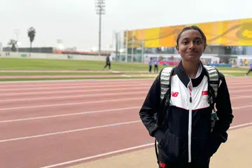 Pelari pecut Singapura, Laavinia Jaiganth, mencatat masa 54.66 saat pada Kejohanan Atletik Sedunia Bawah 20 tahun di Lima, Peru. Walaupun gagal mara ke separuh akhir, namun beliau memecah rekod nasional yang telah bertahan selama 50 tahun. 