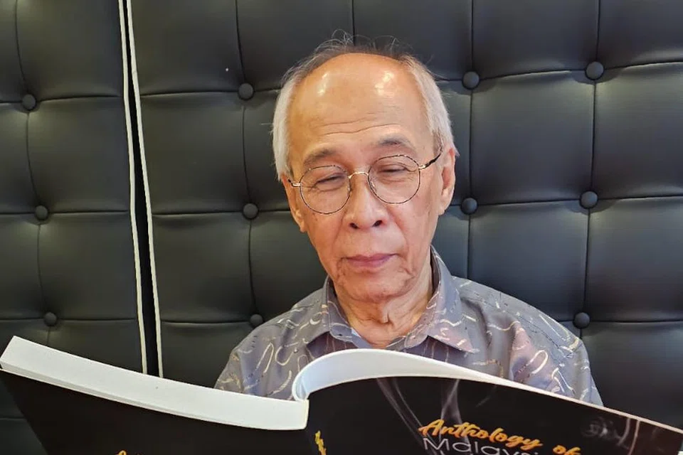 Johari Salleh gemar berkongsi pengamatan dan kajian dalam buku tulisannya, ‘Anthology of Malaysian Heritage Songs’, terbitan Akademi Seni Budaya dan Warisan Kebangsaan (Aswara).