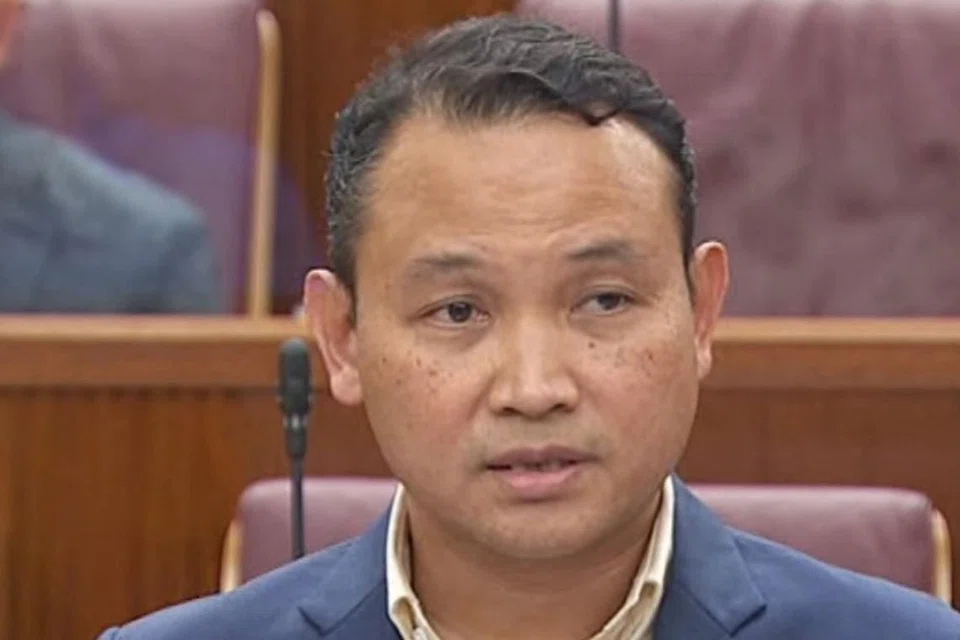  Encik Mohd Fahmi Aliman. - Foto GOV.SG