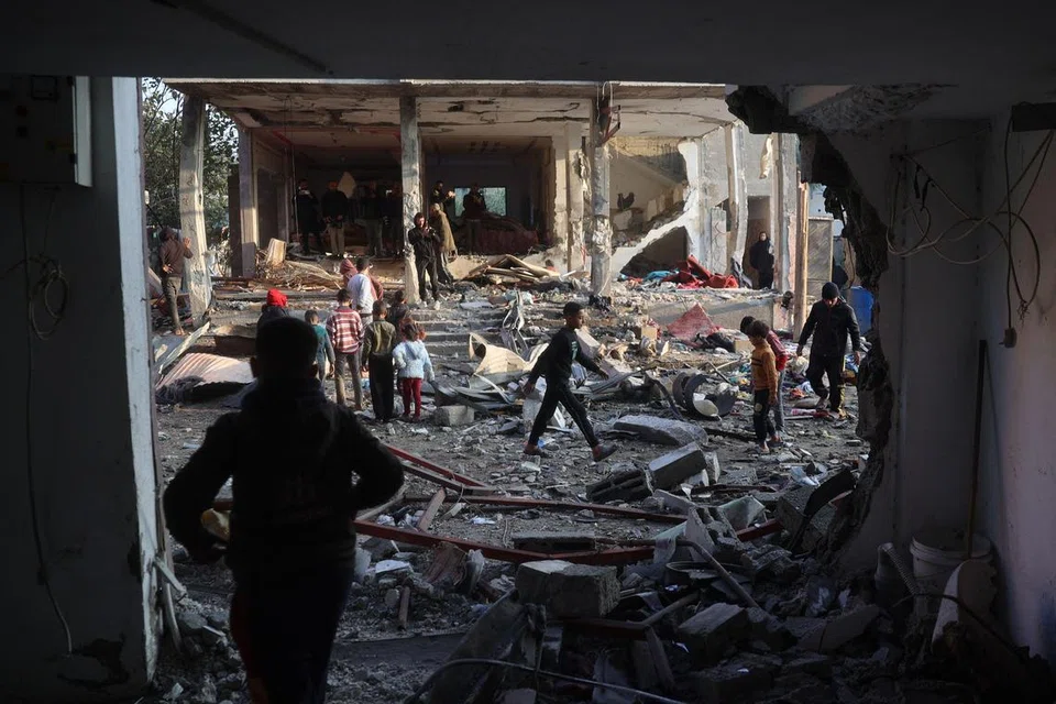 Presiden Amerika Syarikat, Encik Joe Biden, dan Perdana Menteri Israel, Encik Benjamin Netanyahu, telah berbincang menerusi telefon mengenai perlunya menghentikan pertempuran di Gaza dan membebaskan baki tebusan Israel.