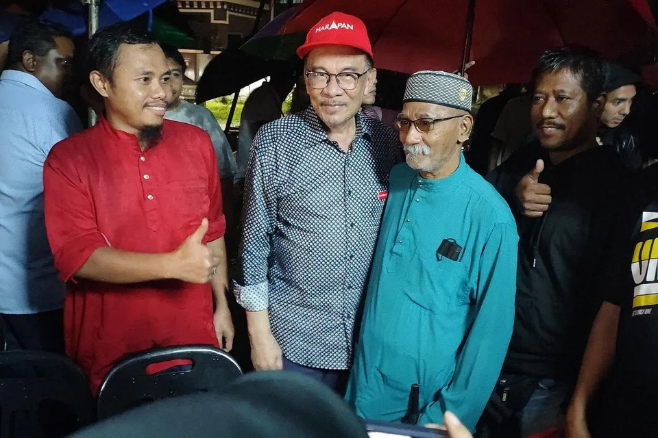 DATUK SERI ANWAR IBRAHIM: Menyatakan rancangannya untuk menjadikan Tambun, dan selanjutnya Perak, sebagai barisan depan pergerakan pembangkang dan PH. - Foto BH oleh NORMAN SAWI