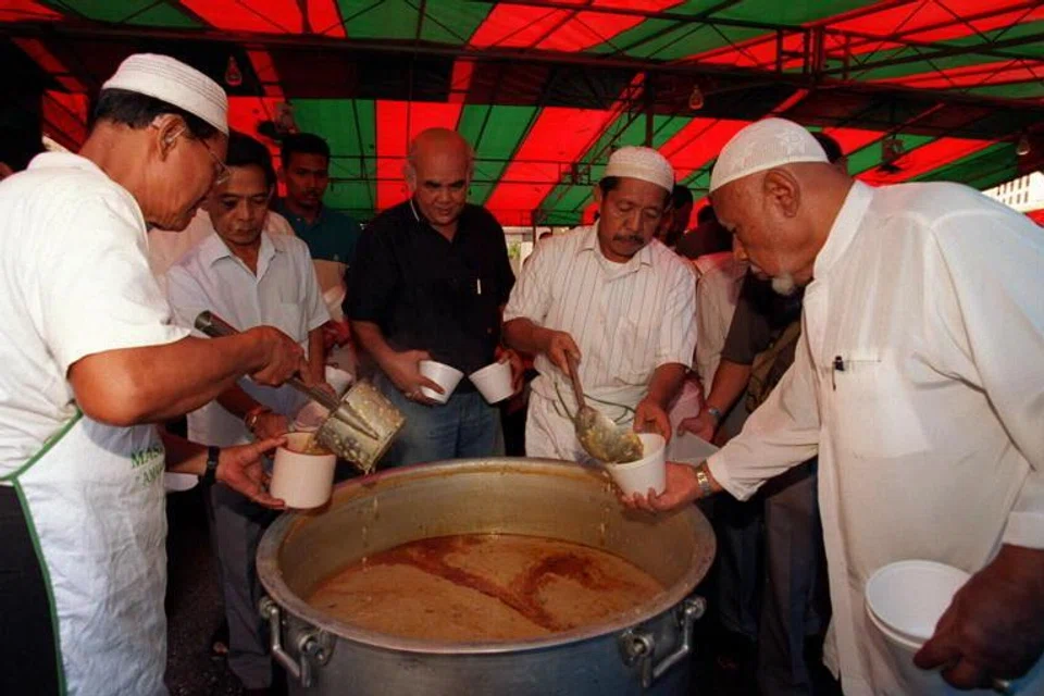 ramadan, bubur, masjid sultan, sejarah masjid sultan, memori