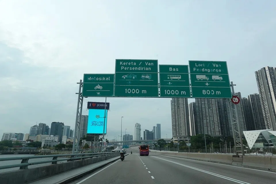 Malaysia, QR code, immigration