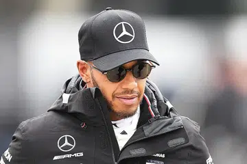 PERMULAAN MENCABAR: Pemandu Mercedes, Lewis Hamilton, akur belum lagi menunjukkan prestasi terbaiknya sejak musim baru F1 bermula di Australia pada Mac lalu. - Foto AFP