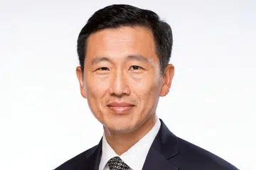 ENCIK ONG YE KUNG: Universiti setempat sedang membangun laluan bagi pembelajaran golongan dewasa di mana mereka akan membangun pusat khusus bagi pembelajaran sepanjang hayat. - Foto fail