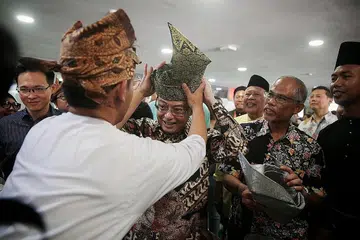 BERSAMA SEJAK 2011 Di GRC TAMPINES: Encik Masagos bersama DPM Heng dalam acara Bulan Bahasa di Tampines West CC pada 21 September 2019. - Foto fail