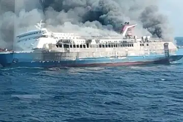 Kapal penumpang KM Mutiara Sentosa II terbakar di Laut Jawa pada Ahad (2 Ogos), ketika dalam pelayaran dari Surabaya, Jawa Timur, menuju Makassar, Sulawesi Selatan. Kebakaran itu mencetuskan operasi mencari dan menyelamat besar-besaran selepas sekurang-kurangnya lima orang disahkan maut, manakala puluhan lagi dilaporkan hilang.