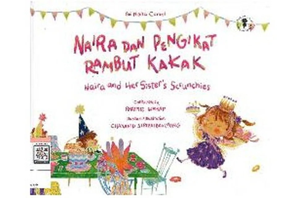 Naira dan Pengikat Rambut Kakak: Naira ternampak pengikat rambut kakaknya. Apa agaknya yang Naira hendak buat dengan pengikat rambut kakaknya? Ikuti kisah yang menggalakkan pembaca cilik menggunakan imaginasi dan kreativiti.
Nombor Panggilan: J SING RHA