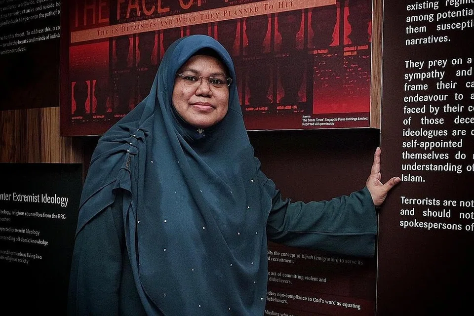 Relawan Kumpulan Pemulihan Keagamaan (RRG) yang juga pendakwah bebas, Ustazah Khalthom Muhammad Isa.