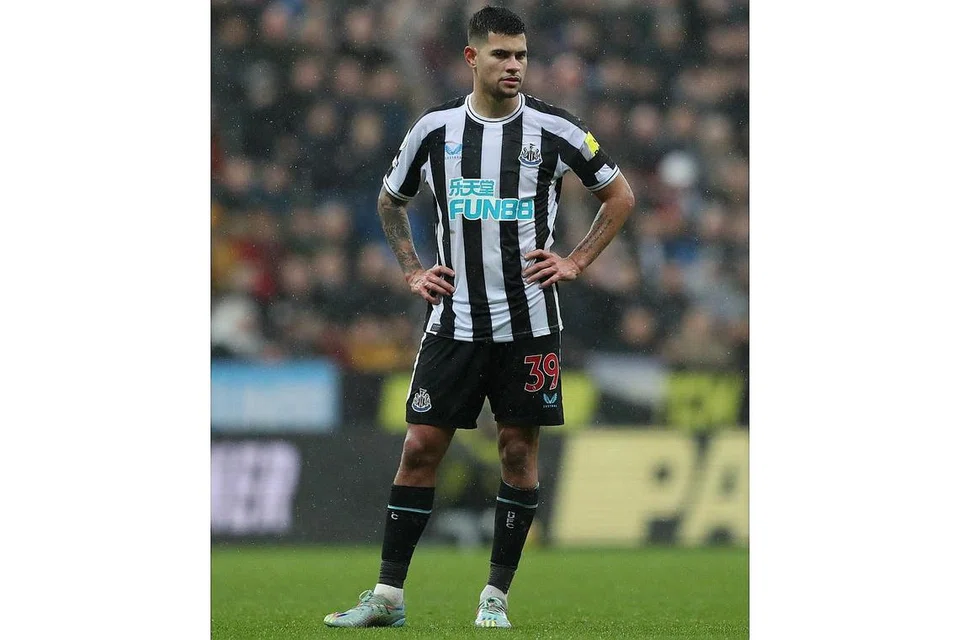 SEDIA KEMBALI BERTARUNG: Bruno Guimaraes dijangka kembali beraksi untuk Newcastle selepas jalani penggantungan tiga perlawanan. - Foto AFP
