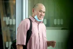 MENGAKU SELEWENG DUIT: Rasman Saridin mengakui bersalah pada Jumaat atas lima tuduhan, termasuk dua dakwaan pecah amanah jenayah dan satu dakwaan di bawah Akta Ejen Pelancongan.